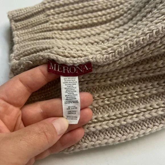 Hat - Picture 3 of 5